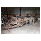 New Idea manure spreader 1