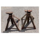 Jack stands