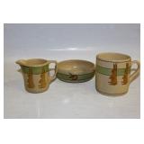 #823 Roseville Juvenile Cup, Creamer 3" and Bowl 4.5x1.5 