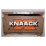 Knaack box