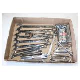 Lots of combination wrenches incl. Craftsman