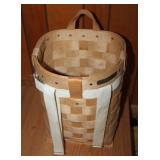 Mountain trails basket