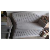 2 Rubbermaid benches