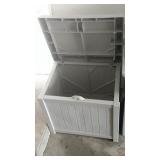 small Rubbermaid chest