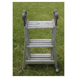 Aluminum folding ladder