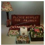 Interior Do Not Distrub Signs, Lamp & Gnomes Interior Do Not Distrub Signs, Lamp & Gnomes