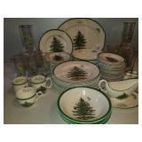 75 Pieces of SPODE England Christmas Tree China 75 Pieces of SPODE England Christmas Tree China
