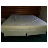 King Size Tempurpedic Matress and Pillows