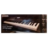 Casio WK-6600 Electronic Keyboard with Stand