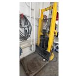 Big Joe Hydraulic Lift Truck