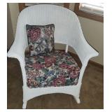 White Wicker Arm Chair