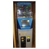 4193 Mr. Vips Game Machine includes prizes