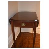 ETHAN ALLEN DROPSIDE TABLE CENTER DRAWER 28" H X