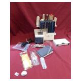 VIKING SERGER SEWING MACHINE MODEL 560 WITH