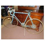 VINTAGE SCHWIN BIKE PEDDLES REMOVED FOR TRANSPORT