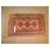 SMALL RUG WITH FRINGE