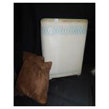 VINTAGE HAMPER AND 2 BROWN PILLOWS