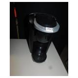 KEURIG COFFEE MAKER