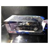 MAISTO 1:18 SCALE 2014 CORVETTE STINGRAY MODEL