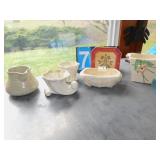 GROUP OF PLANTERS ONE WALL POCKET TWO MCCOY