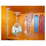 COLORED VASES, ASSORTED GLASSES