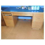 OFFICE DESK, 3 FILE DRAWERS, PULL OUT TRAY, 30" H