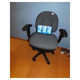 OFFICE CHAIR