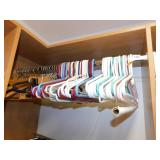 HANGERS, WOODEN & PLASTIC