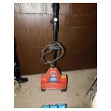 TORO POWER SHOVEL,