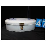 DUTCH OVEN, SCENE OF WINDMILL & SAILBOAT