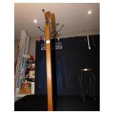 OAK COAT RACK WITH FOUR HOOKS