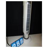 FLOOR FAN WITH TIMER MADE BY LASCO UP TO 4 HR