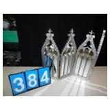 STEEPLE TOP 23" X 17" FOLDING MIRROR