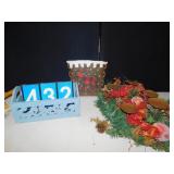 WOOD BOX, HOLIDAY CENTER PIECES