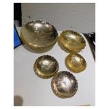 ARTHUR ARMOUR 5 BOWLS