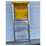 WERNER 4FT STEP LADDER