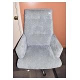 ROLLING OFFICE CHAIR TUFTED BACK