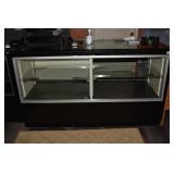 SHOWCASE 2/ SLIDING DOORS 2 GLASS SHELVES SOLID