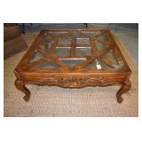 WOOD TABLE SHELL DESIGN FROSTED 40" X 40" X 16" H