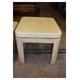 COMPOSITION TOP OAK LEG 24" X 28" X 21" H