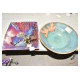 POTTERY BOWL AND LEAF DESIGN BOWL