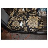 BLACK/DAMASK QUEEN BEDSPREADS