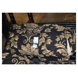 BLACK/DAMASK QUEEN BEDSPREADS