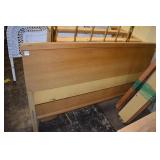 FULL SIZE BED W/ FOOTBOARD AND SIDE RAILS