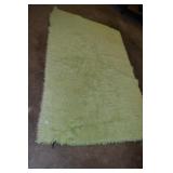 GREEN SOFT 57" W X 94" RUG