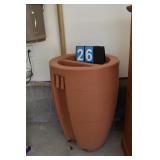 WATER STORAGE W/ DRAIN PLASTIC CONTAINER