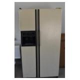 GARAGE REFRIGERATOR WATER/ICE ON DOOR 68" H X 36"