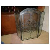 GLASS 3 SECTION LEADED SCREEN SEE TINY CRACK