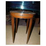 ROUND MAHOGANY TEA TABLE WITH PULLOUT TRAY 24X16