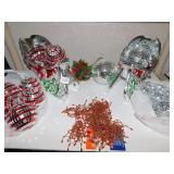 CHRISTMAS BALLS, 2 SLEIGH